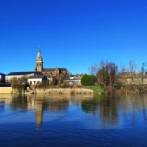 De la vallée de la Semoy à Charleville-Mézières, en hiver et avec du soleil ☀️ Chose rare et particulièrement appréciable 😎.#ardennes #winter #landscape